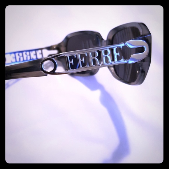 GIANFRANCO FERRE SUNGLASSES - Picture 1 of 8